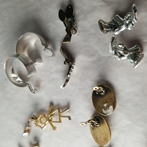 Various Clip-on Earring Collection - Picture 8 of 10